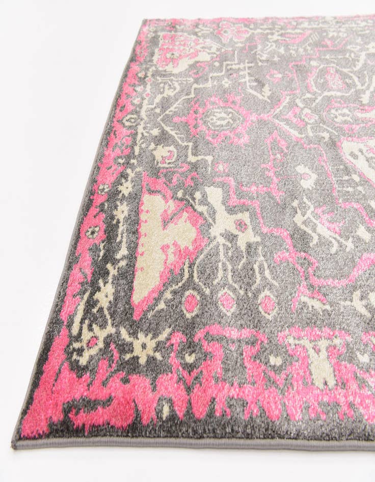 Detail image of  5' x 7' 6 Delilah Rug