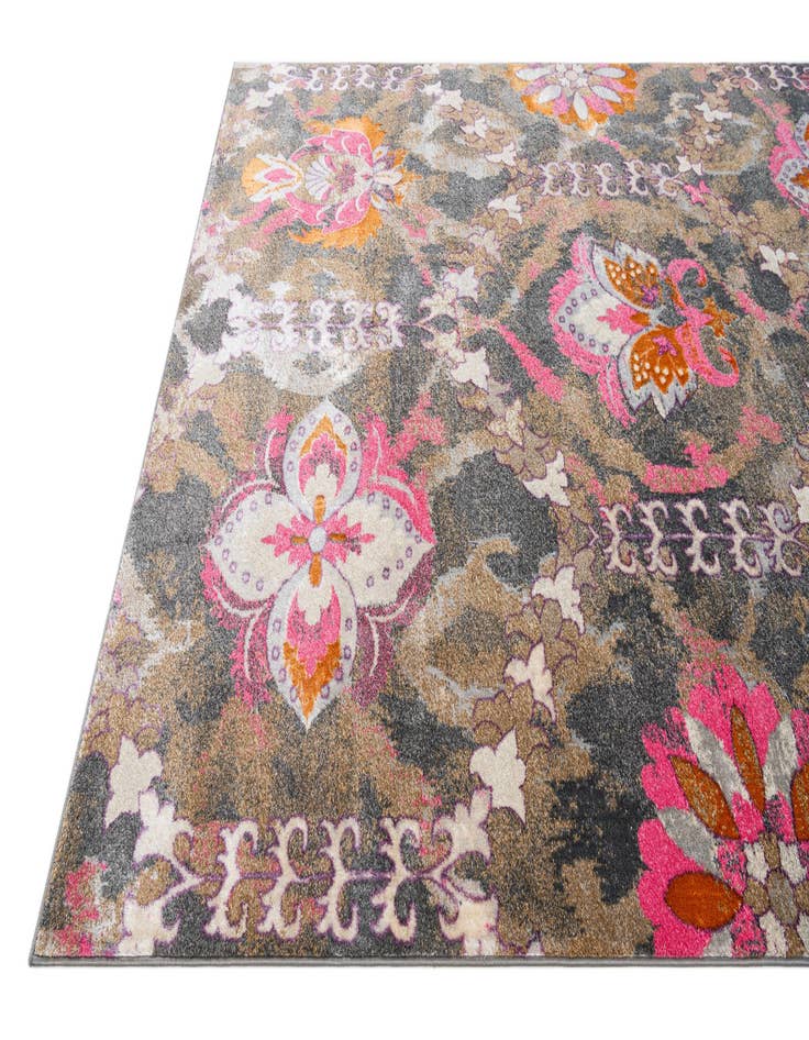 Detail image of  6' 7 x 9' 8 Delilah Rug