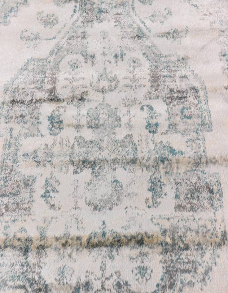 Detail image of  5' 3 x 7' 5 Fleur Rug