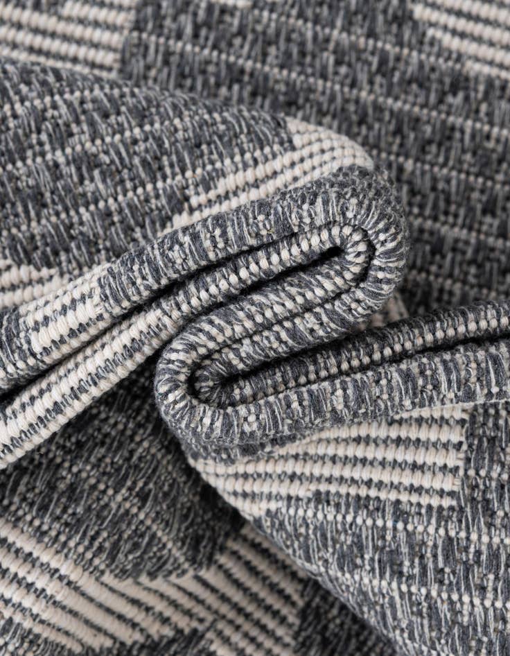 Detail image of  2' 2 x 3' Georgia Rug