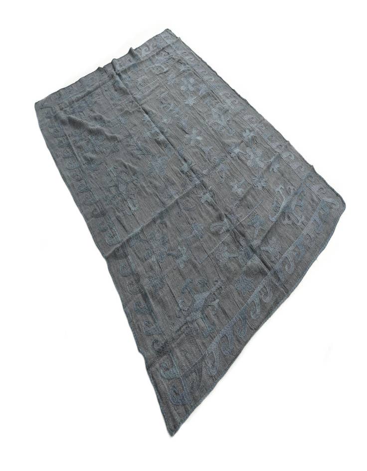 Detail image of  5' 4 x 7' 4  Hand Woven Kilim Suzani Wool Rug