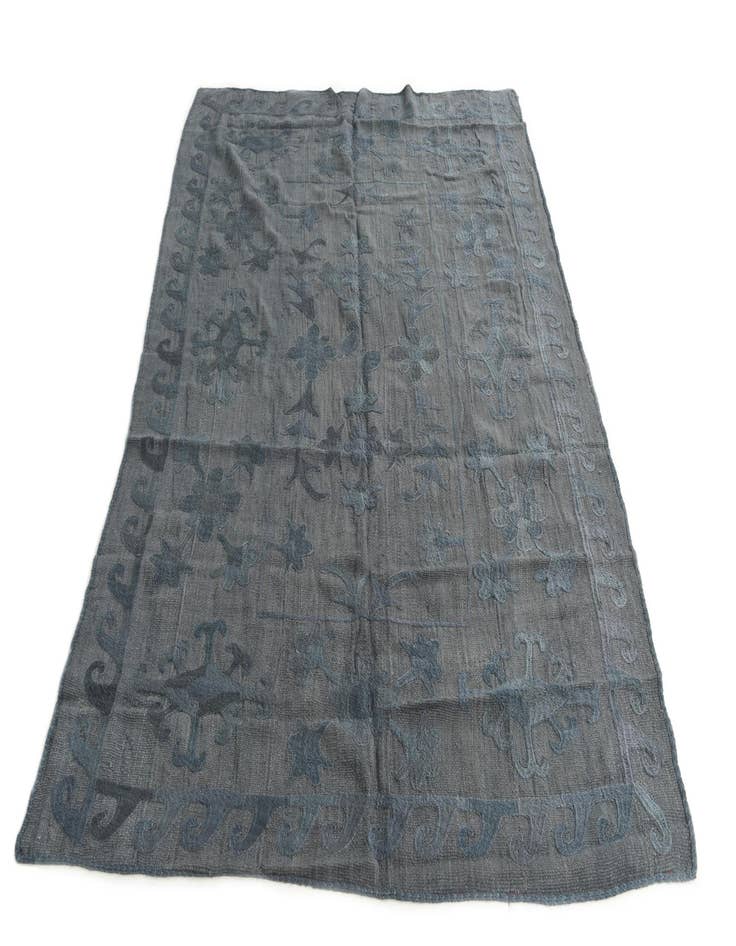 Detail image of  5' 4 x 7' 4  Hand Woven Kilim Suzani Wool Rug