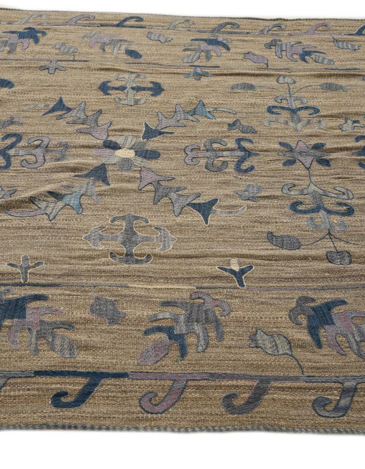 Detail image of  6' 4 x 9' 5  Hand Woven Kilim Suzani Wool Rug