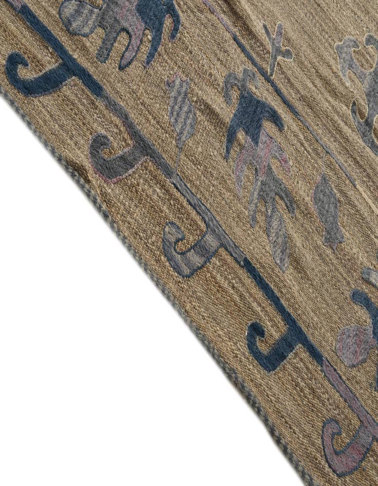 Detail image of  6' 4 x 9' 5  Hand Woven Kilim Suzani Wool Rug