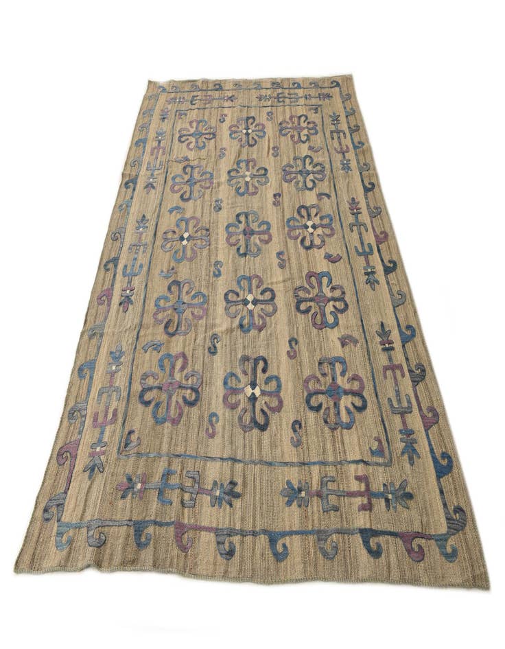 Detail image of  6' 5 x 9' 3  Hand Woven Kilim Suzani Wool Rug