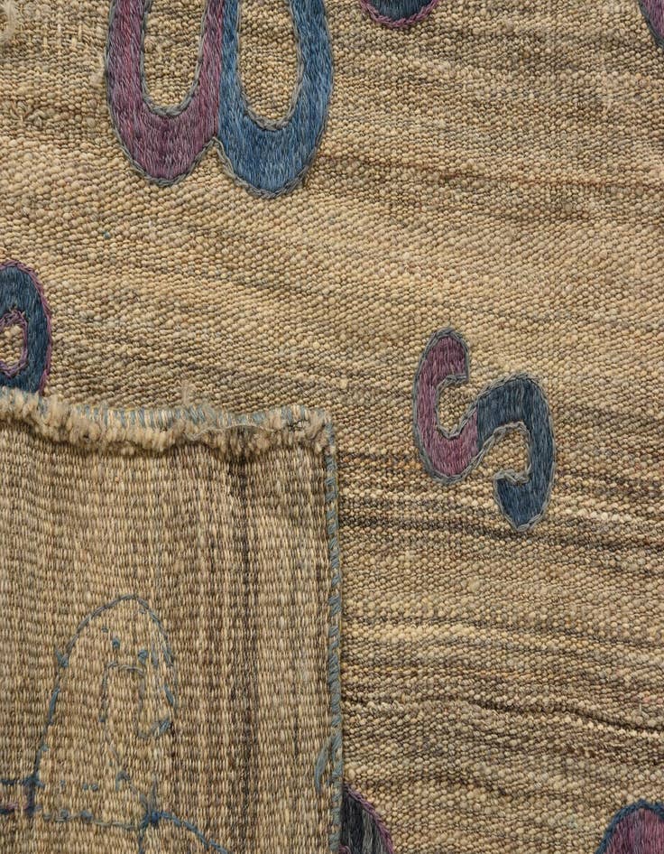 Detail image of  6' 5 x 9' 3  Hand Woven Kilim Suzani Wool Rug