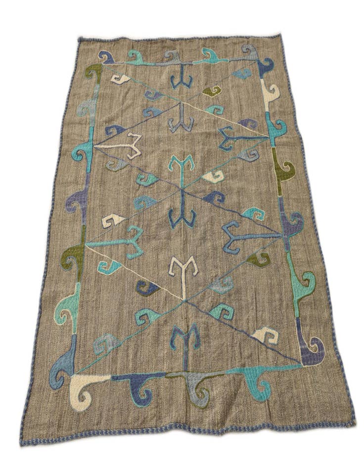 Detail image of  3' 8 x 4' 9  Hand Woven Kilim Suzani Wool Rug