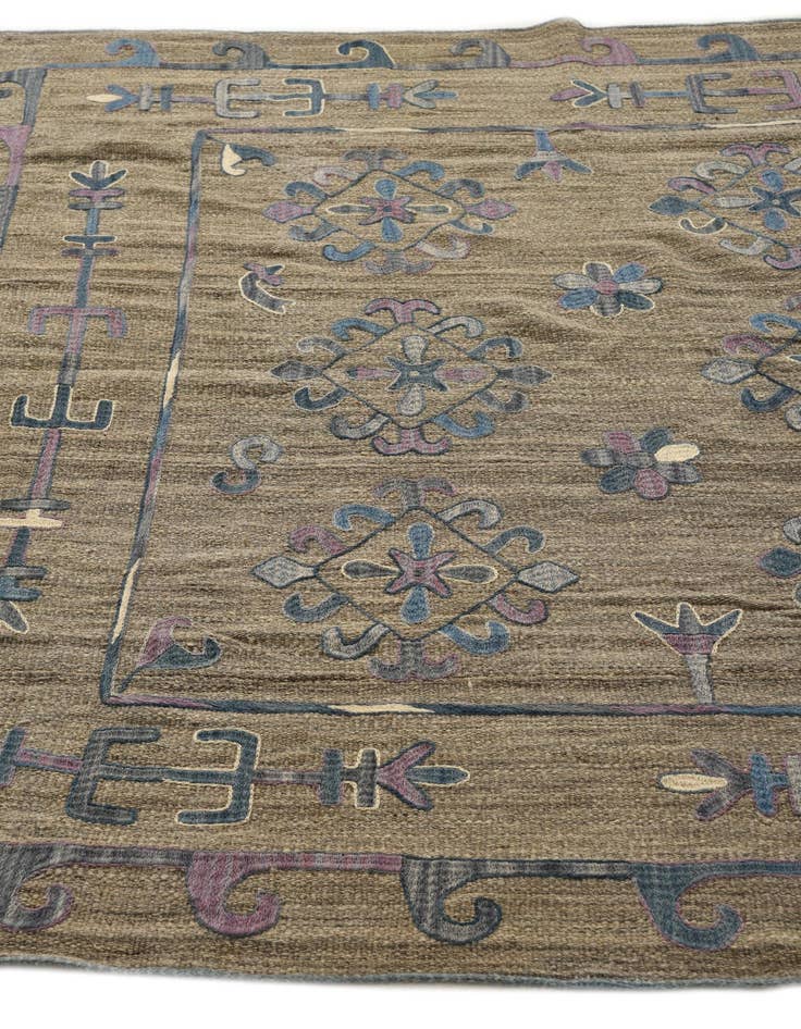 Detail image of  5' 10 x 7'  Hand Woven Kilim Suzani Wool Rug