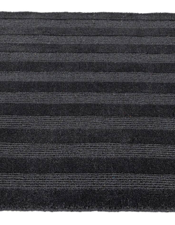 Detail image of  2' 2 x 3' 1  Hand Woven Lana New Zealand Wool Rug