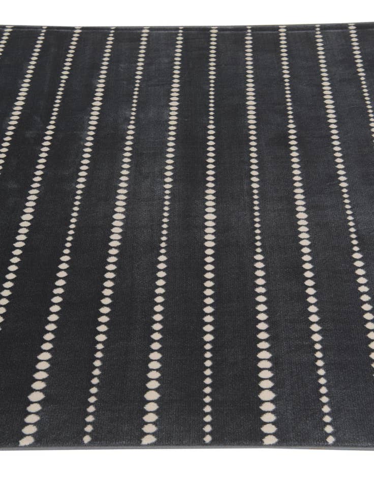 Detail image of  5' x 7' 7 Lattice Trellis Rug