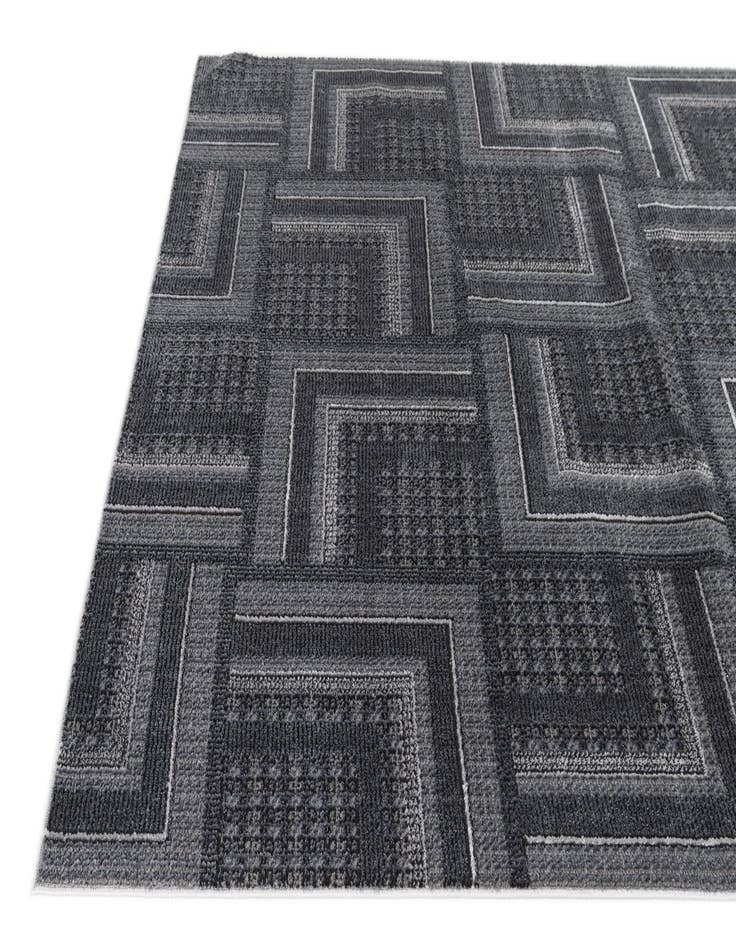 Detail image of  5' x 7' 5 Leipzig Rug