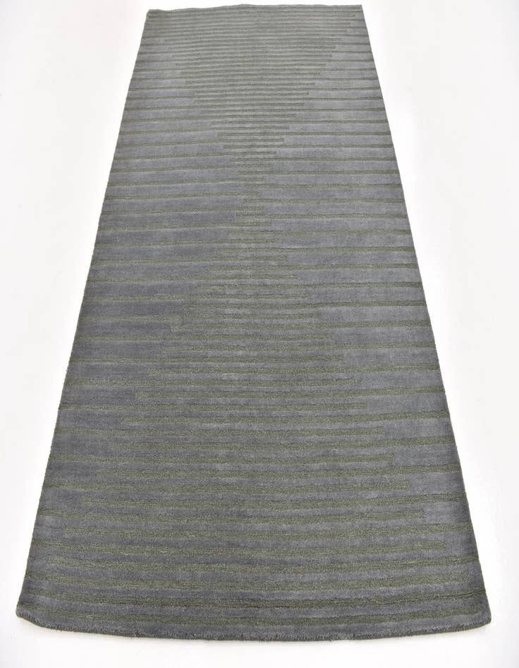 Detail image of  5' 4 x 7' 8 Luna Wool Rug