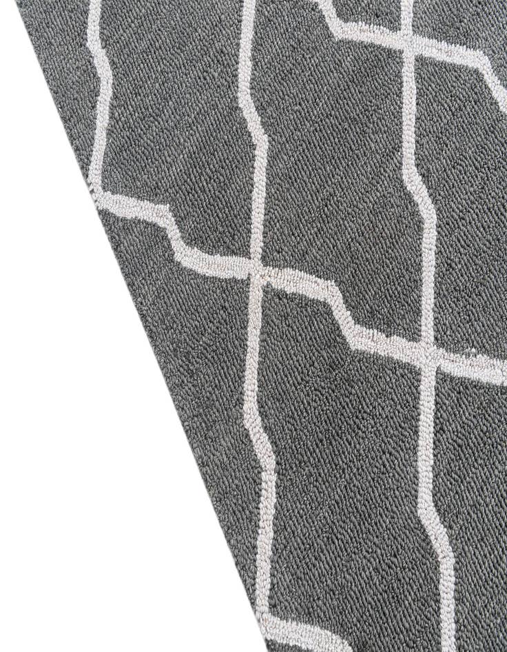 Detail image of  5' 1 x 8' Luna Rug