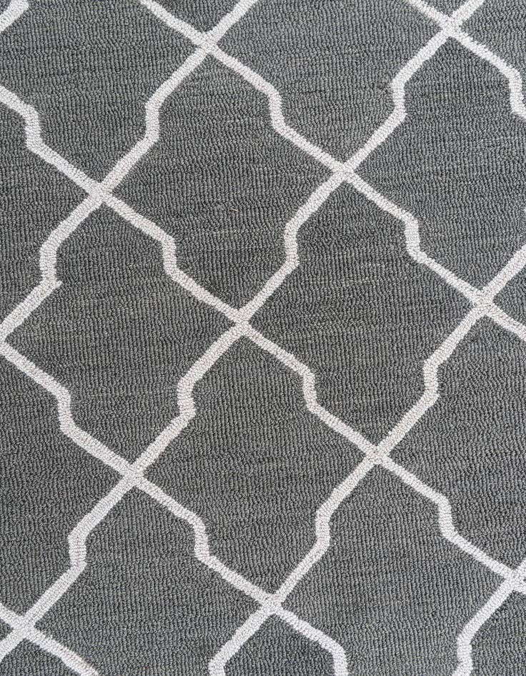 Detail image of  5' 1 x 8' Luna Rug