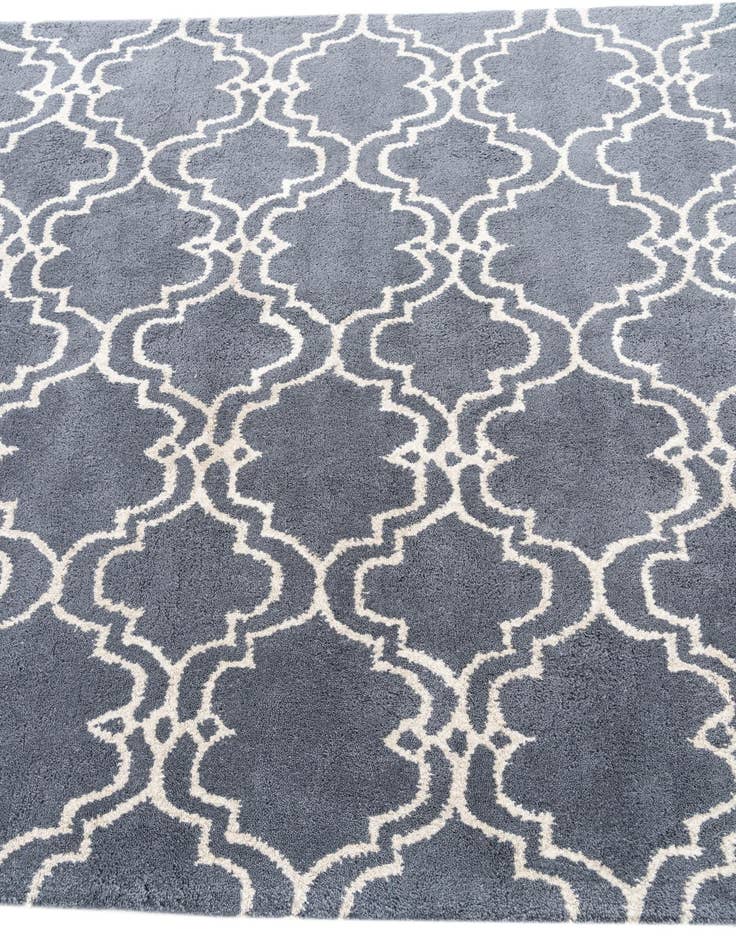 Detail image of  5' x 7' 9 Luna Rug