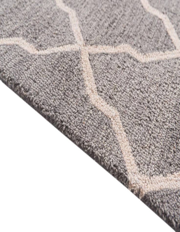 Detail image of  5' x 8' Luna Rug