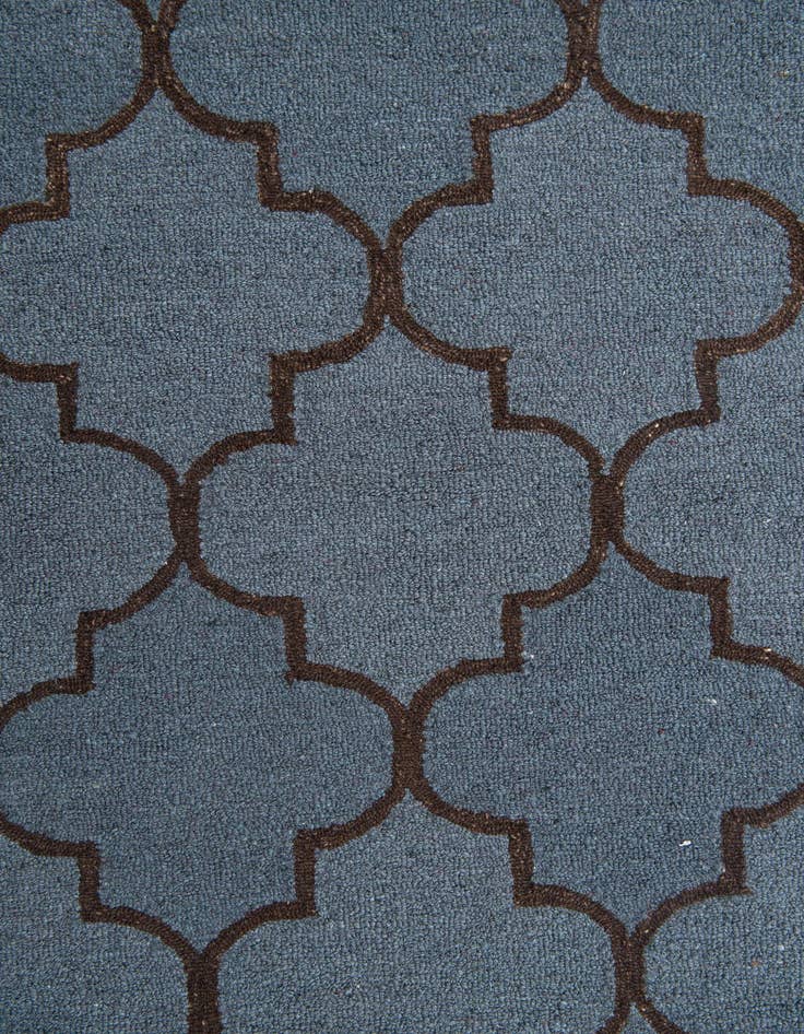 Detail image of  5' 1 x 8' Luna Rug