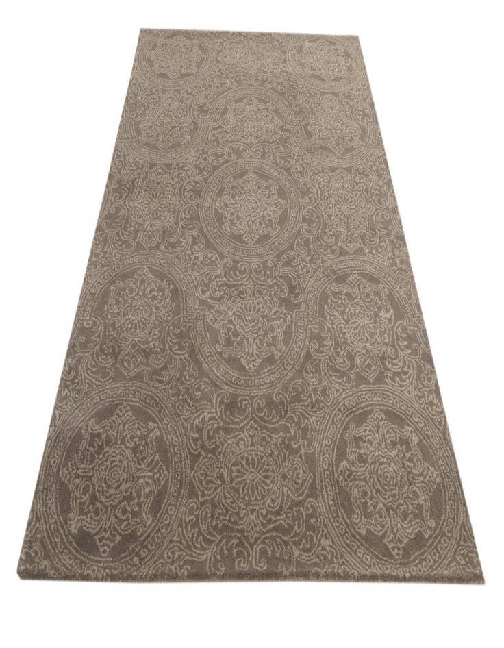 Detail image of  5' 2 x 8' Luna Wool Rug