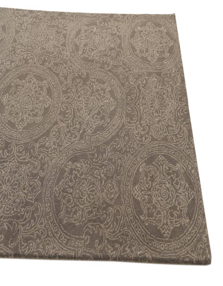 Detail image of  5' 2 x 8' Luna Wool Rug