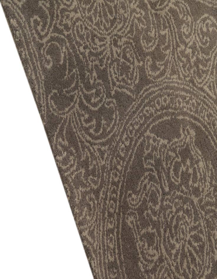 Detail image of  5' 2 x 8' Luna Wool Rug