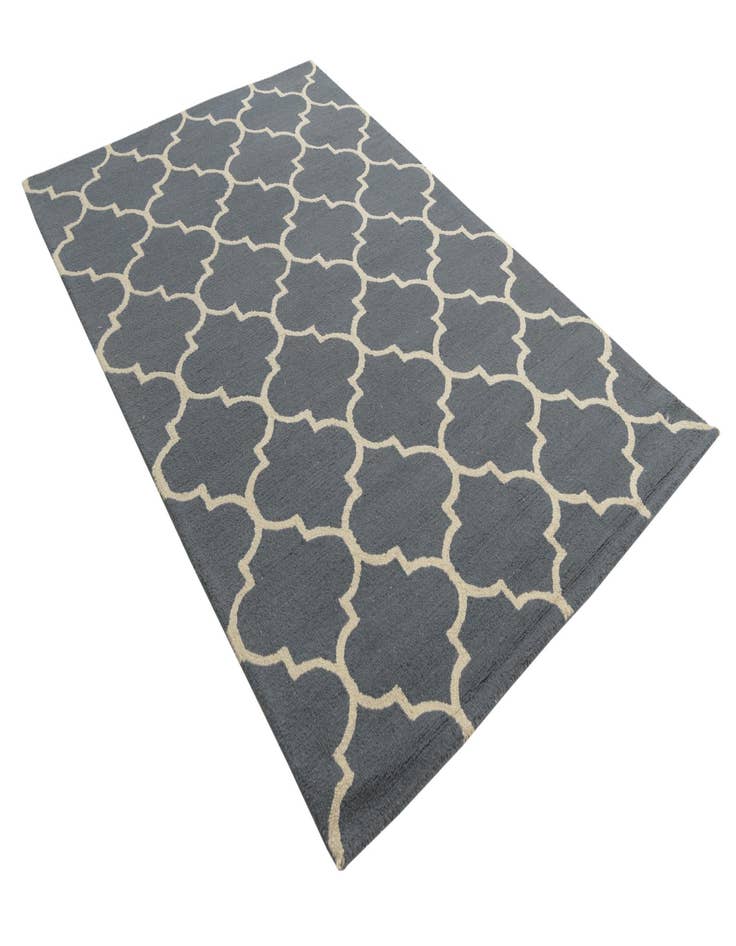 Detail image of  5' x 8' Luna Wool Rug