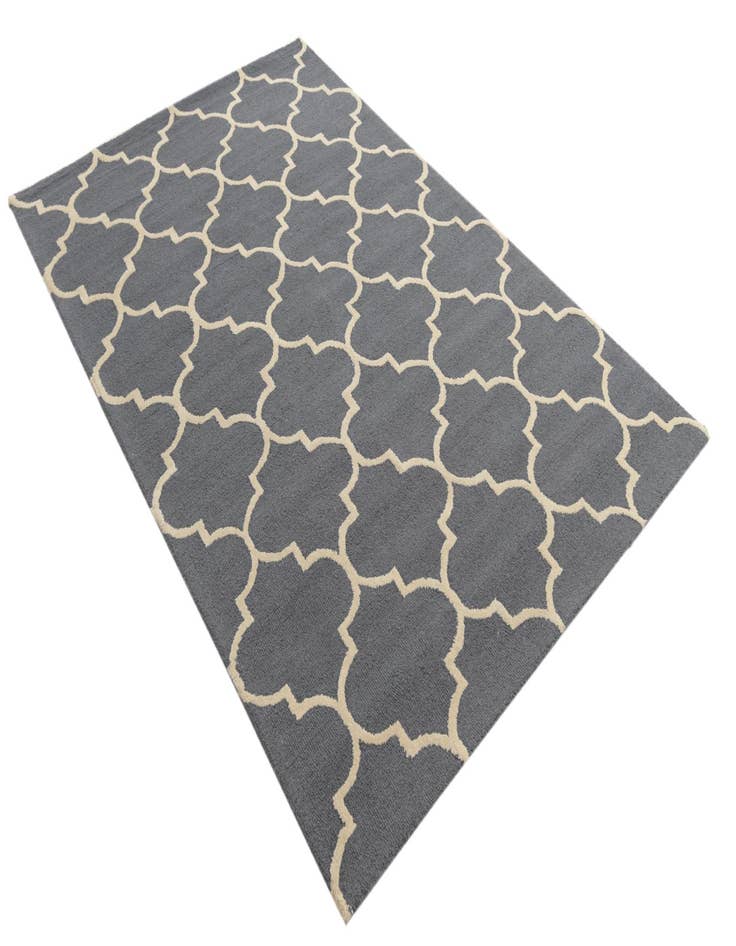 Detail image of  5' 1 x 8' Luna Wool Rug