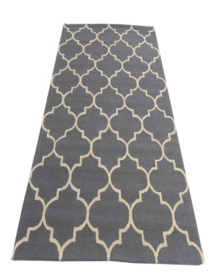 Detail image of  5' 1 x 8' Luna Wool Rug