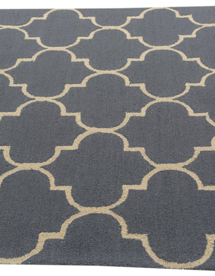 Detail image of  5' x 8' Luna Wool Rug