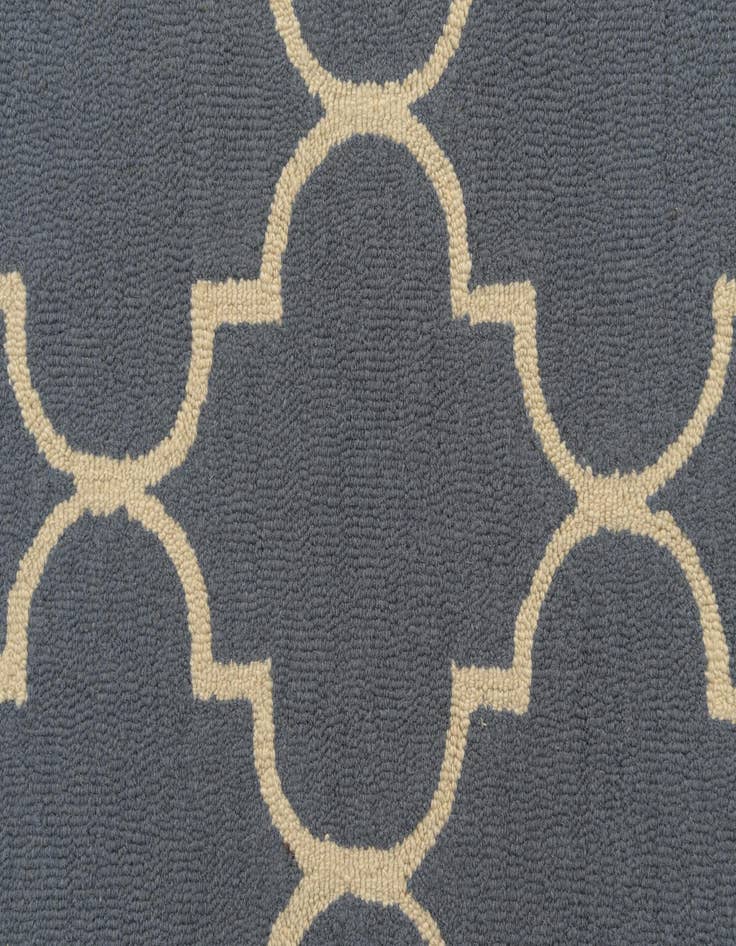 Detail image of  5' x 8' Luna Wool Rug
