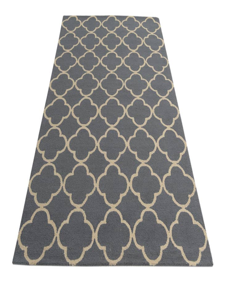 Detail image of  5' 1 x 8' Luna Wool Rug