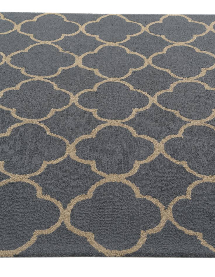 Detail image of  5' x 8' Luna Wool Rug