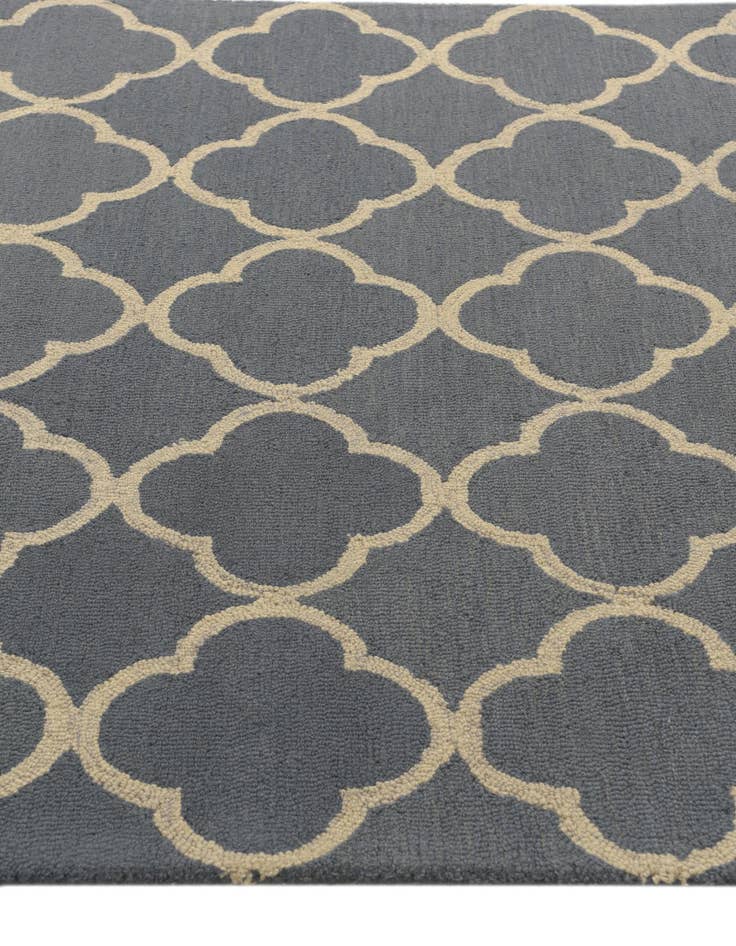 Detail image of  5' x 7' 10 Luna Wool Rug