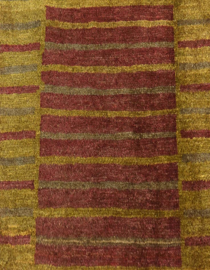 Detail image of  6' 8 x 9' 9  Hand Knotted Modern Ziegler Rug