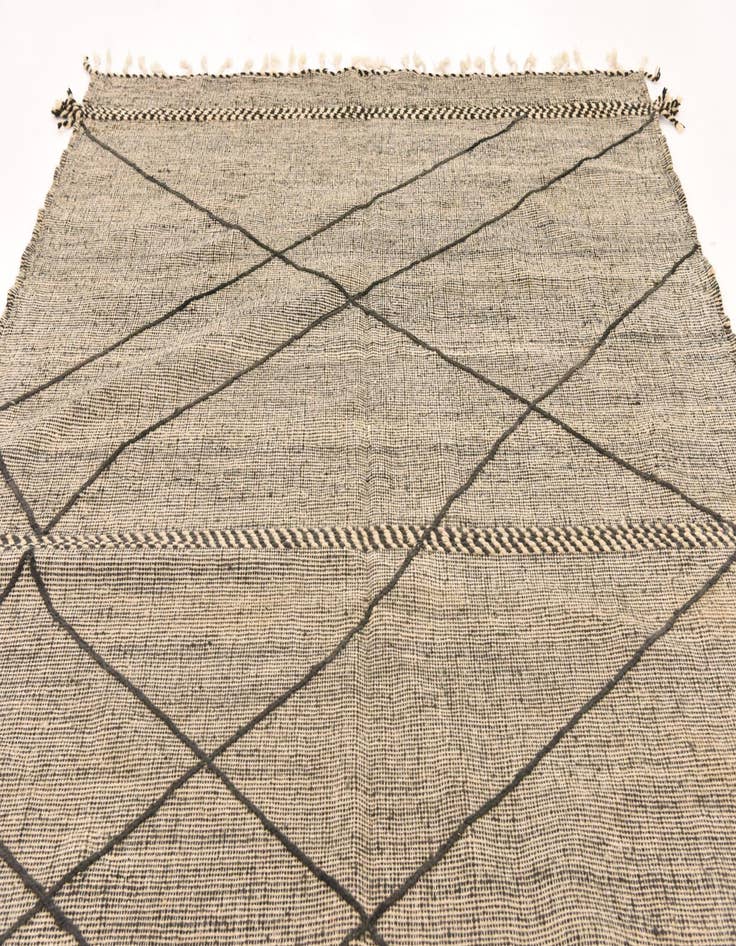 Detail image of  6' 8 x 9' 6  Hand Knotted Moroccan Wool Rug