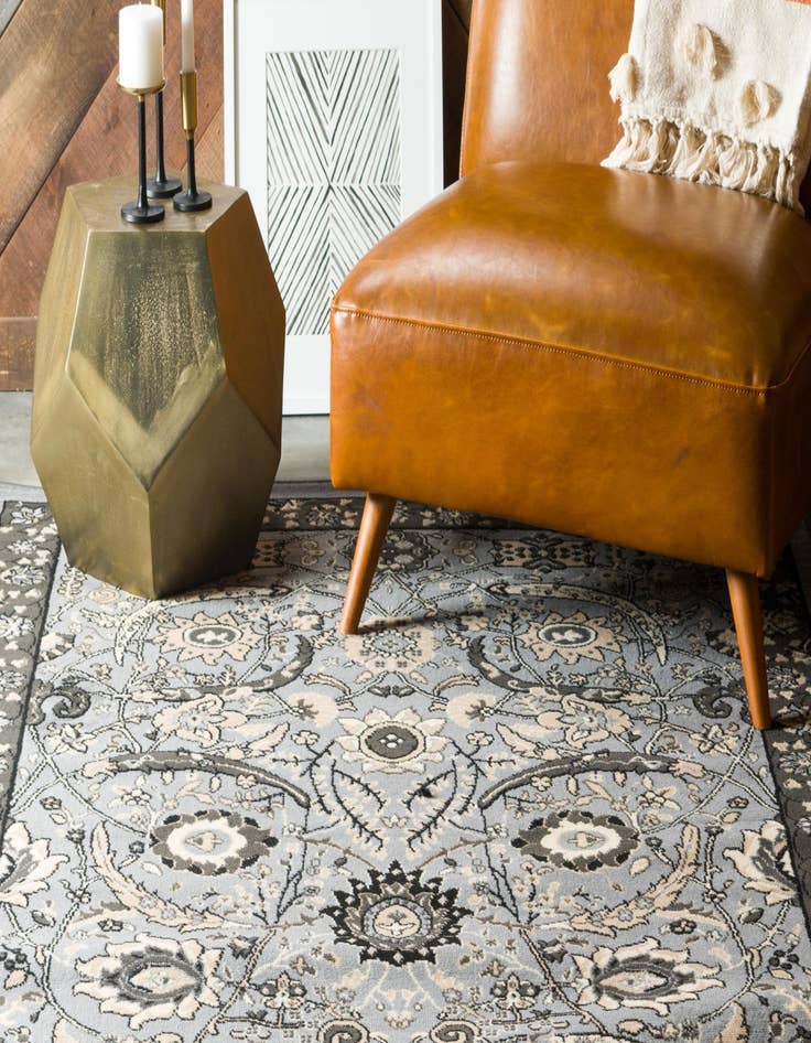 Detail image of  6' x 9' Neda Rug