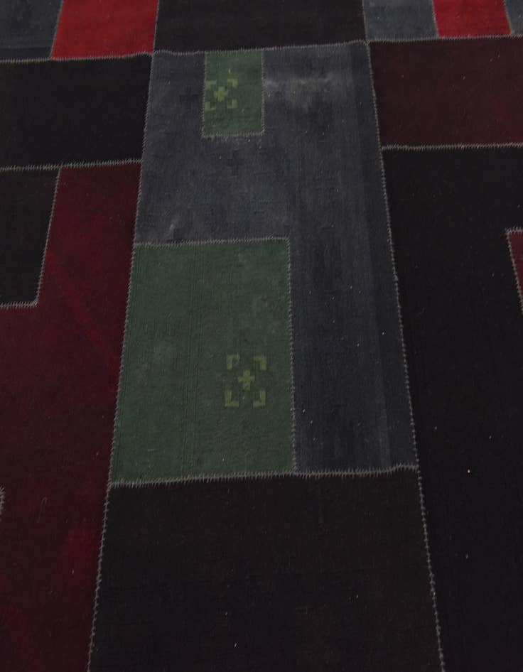 Detail image of  7' 3 x 10'  Hand Woven Patchwork Wool Rug