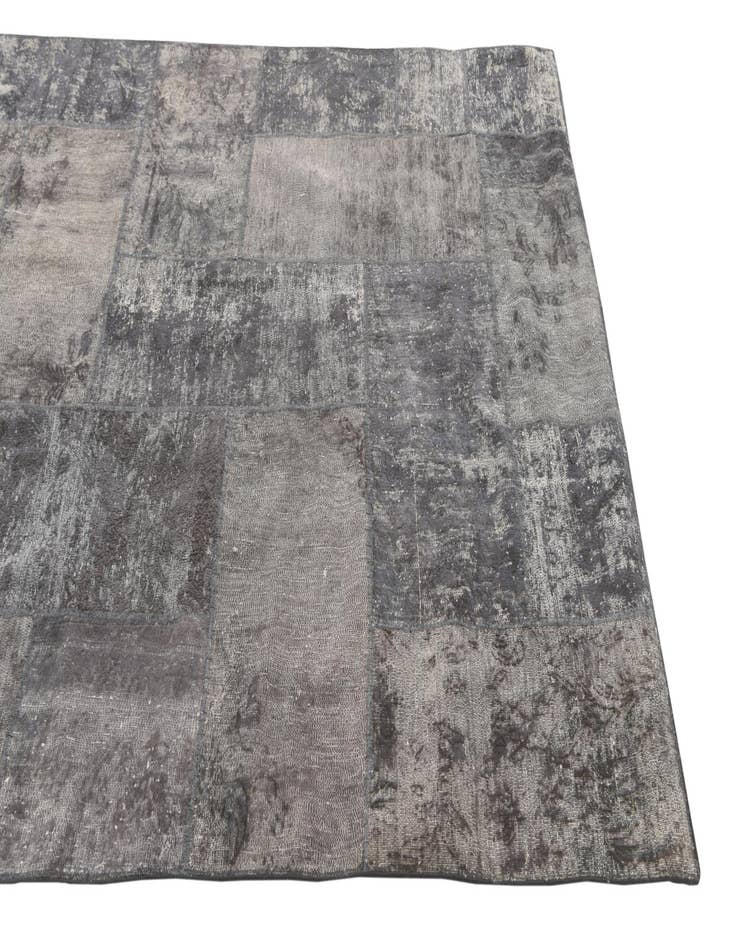 Detail image of  5' x 6' 8  Hand Knotted Ultra Vintage Persian Wool Rug