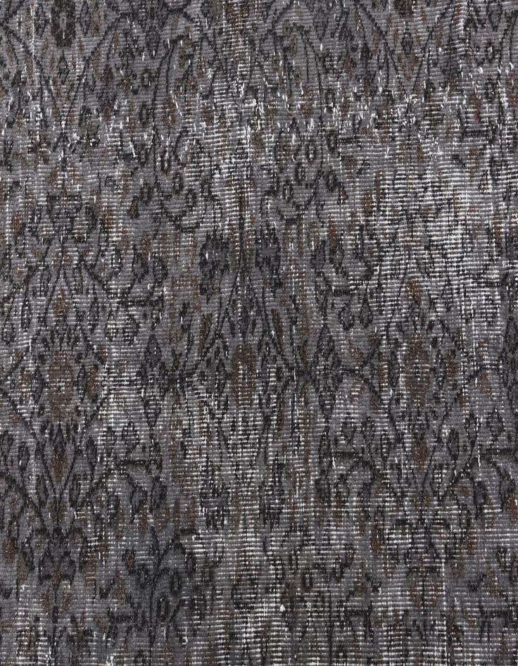 Detail image of  5' 6 x 9' 1 Ultra Vintage Wool Rug