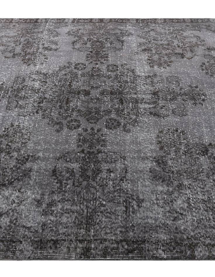 Detail image of  6' 5 x 10' Ultra Vintage Wool Rug