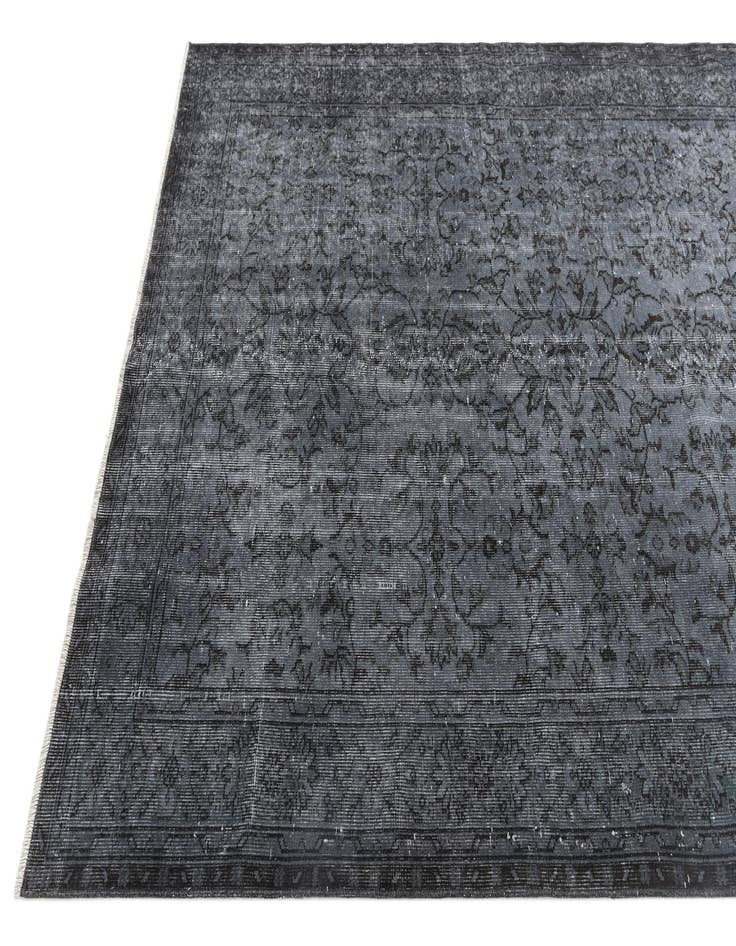 Detail image of  5' 9 x 9' 5 Ultra Vintage Wool Rug