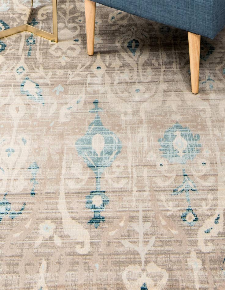 Detail image of  4' x 6' Victoria Rug