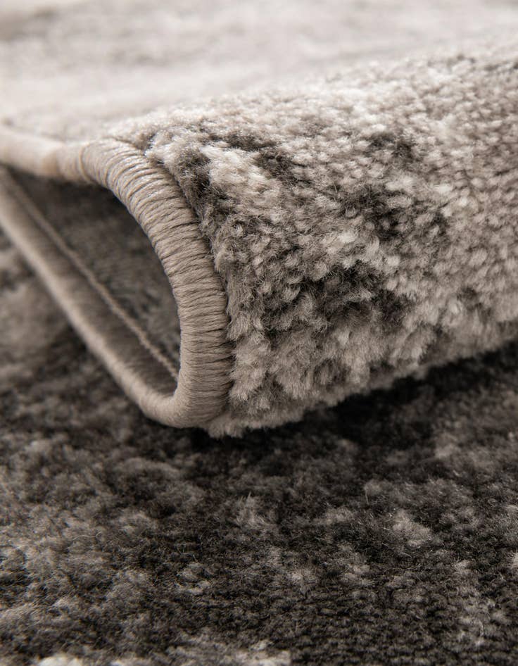 Detail image of  5' 3 x 5' 3 Monte Carlo Round Rug