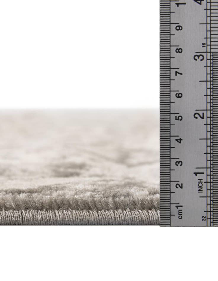 Detail image of  5' 3 x 5' 3 Monte Carlo Round Rug