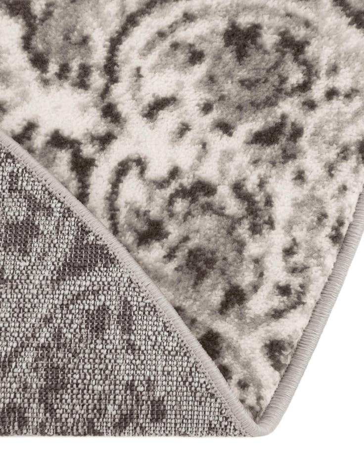 Detail image of  5' 3 x 5' 3 Monte Carlo Round Rug