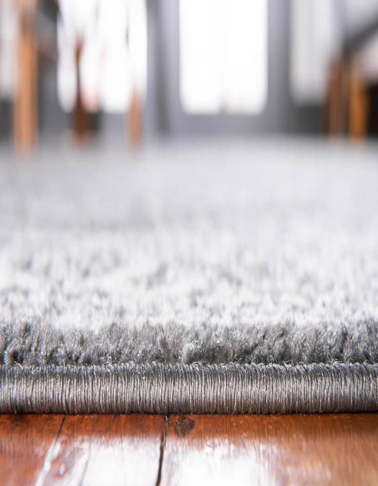 Detail image of  2' x 6' 7 Dover Runner Rug