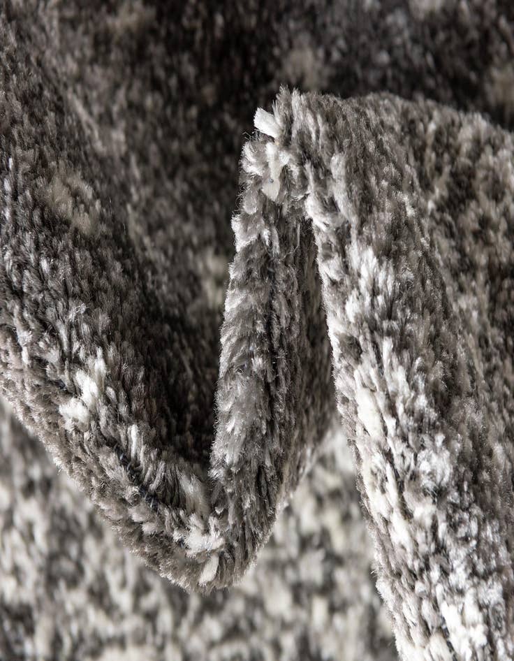 Detail image of  2' x 6' 7 Dover Runner Rug