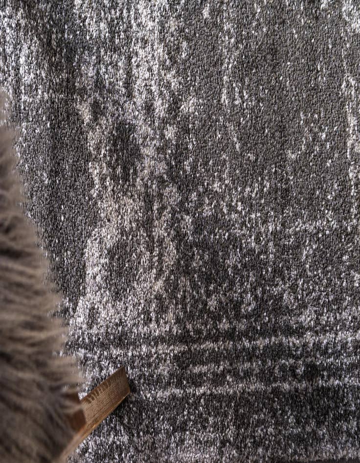 Detail image of  2' x 7' Dover Runner Rug