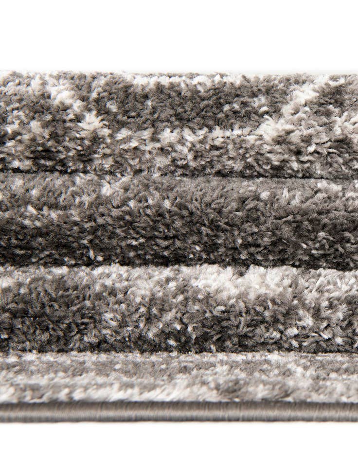 Detail image of  2' x 7' Dover Runner Rug