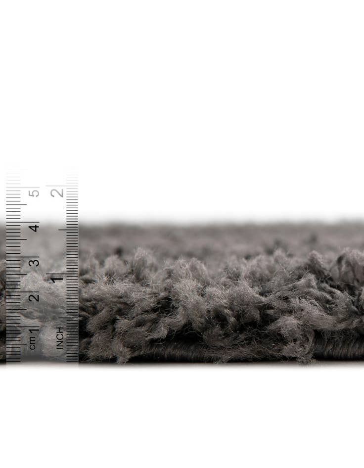 Detail image of  2' 6 x 19' 8 Everyday Shag Runner Rug