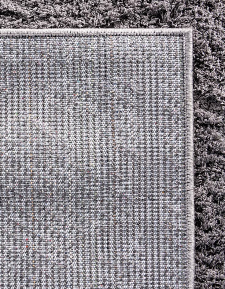 Detail image of  2' x 6' 9 Lattice Shag Runner Rug